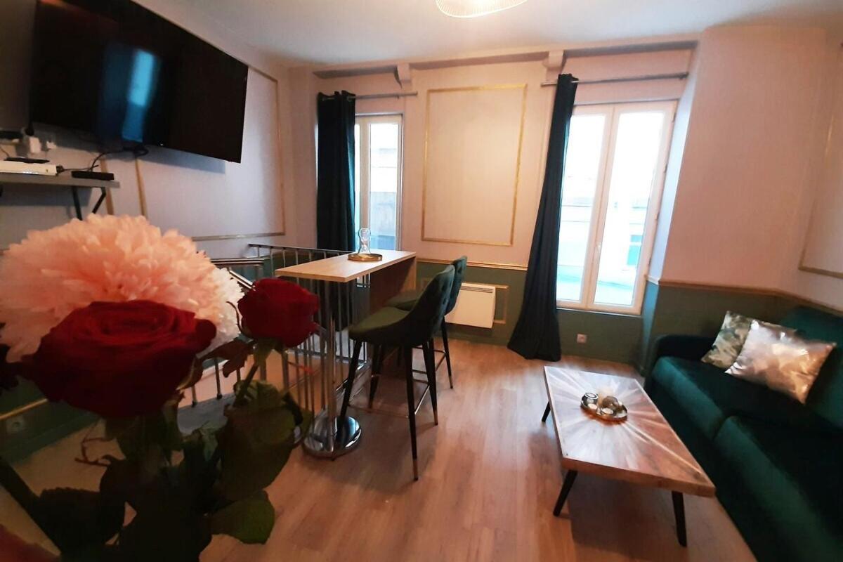 Guernica Apartment Paris Montmartre Ngoại thất bức ảnh